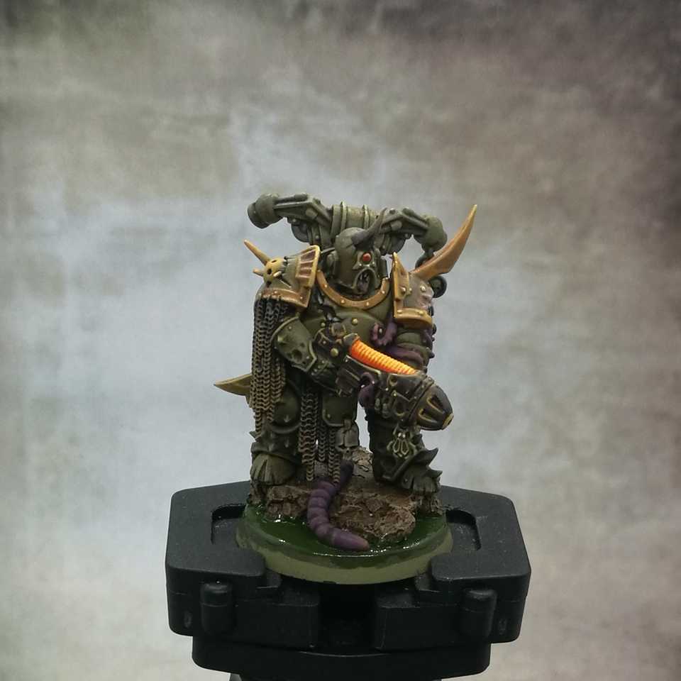 Plague Marine mit Plasmagewehr